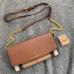 Burberry cross body bag/wallet